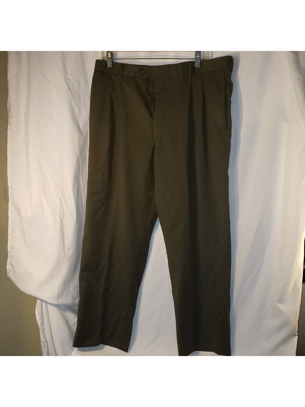Jos. A. Bank Men's Flat Front Lightweight Wool Dress Pants - 37 Reg